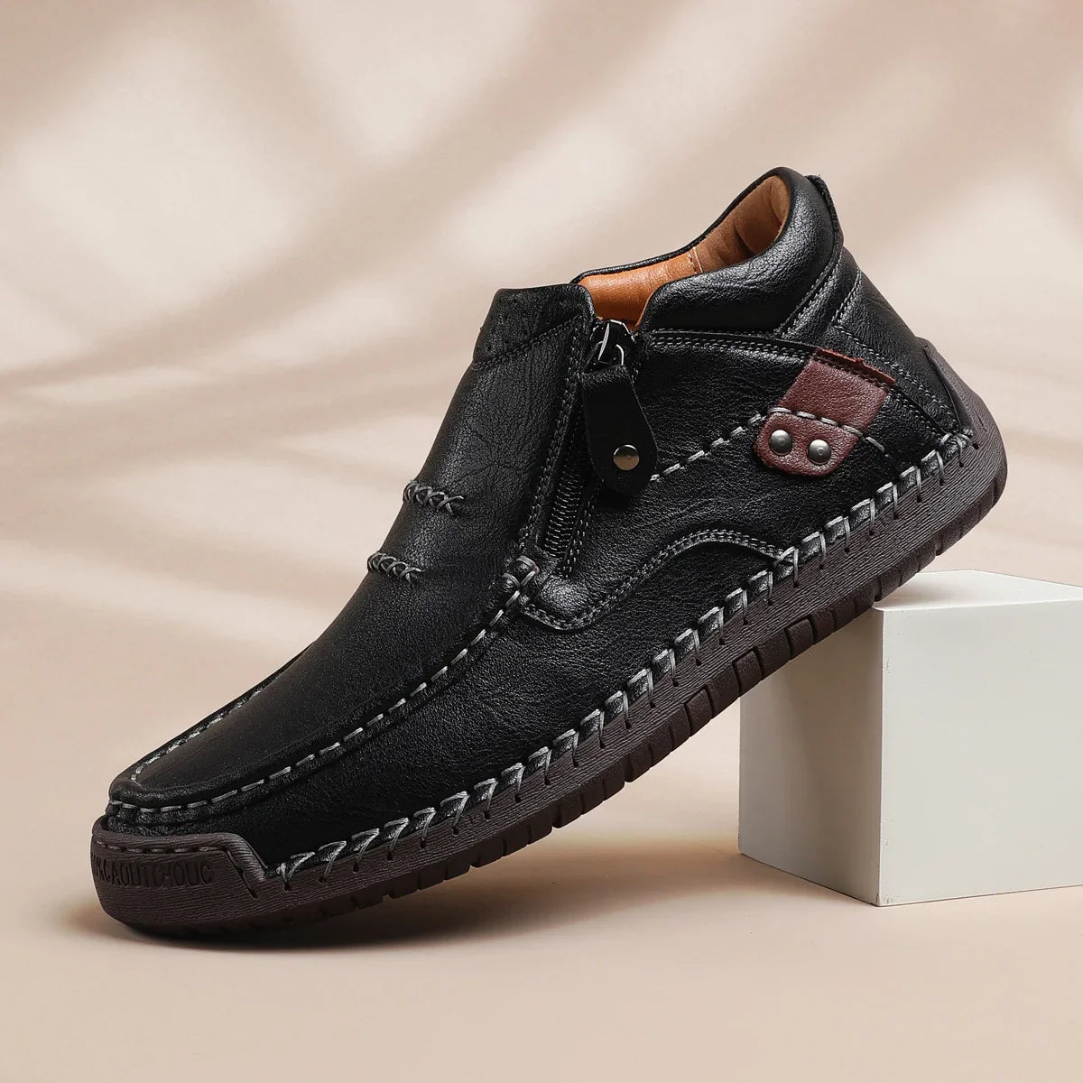 Handcrafted Leather Shoes Combining Comfort and Character - BARTON™